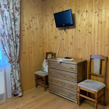 Βίλα Dereviy Γιαρέμτσε