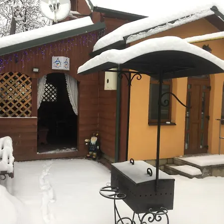 Βίλα Dereviy Γιαρέμτσε