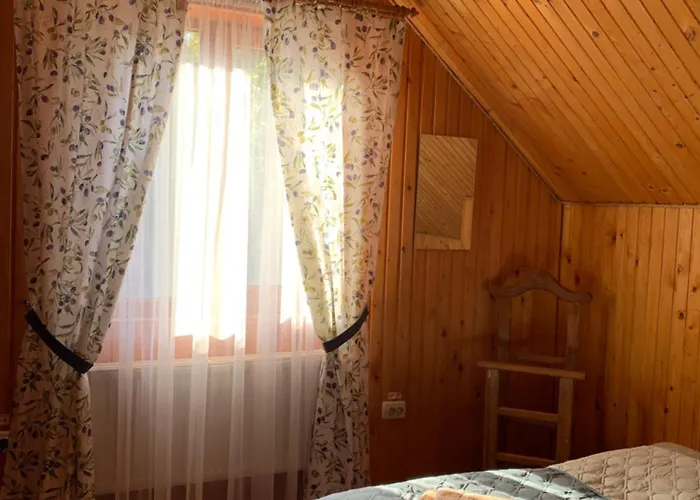 Dereviy * Yaremche