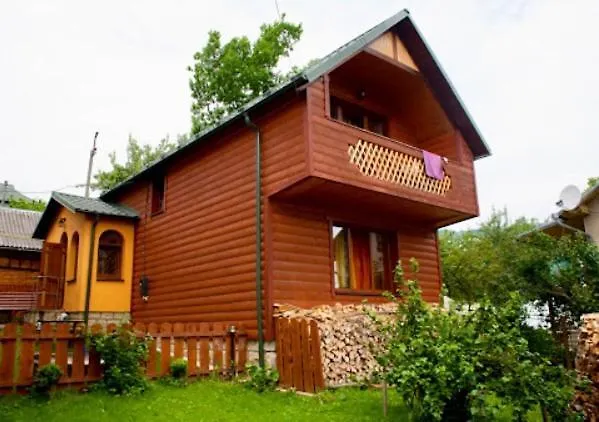 Villa Dereviy *